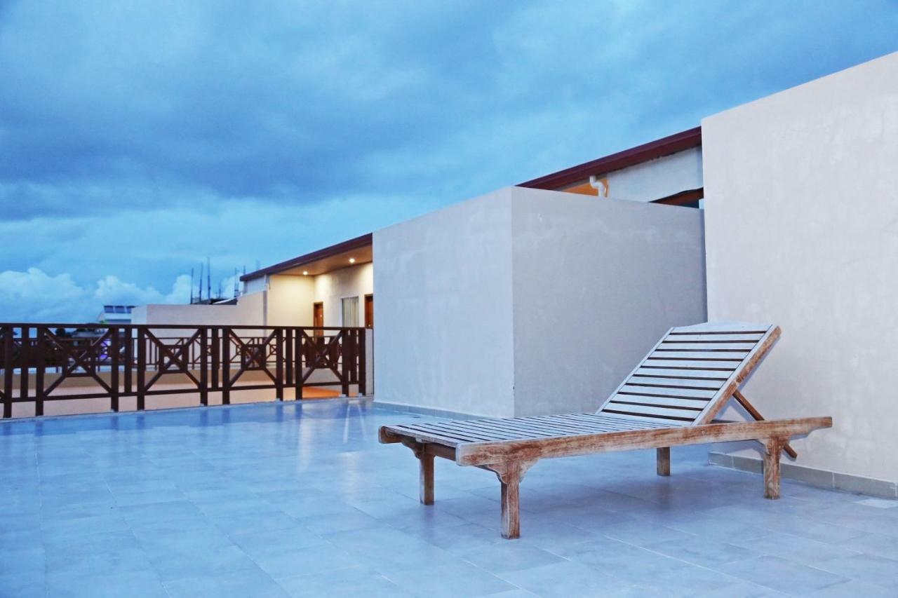 Holikan Beach Hotel Maafushi Exterior photo