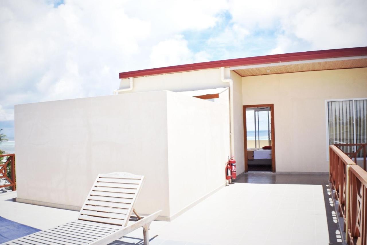 Holikan Beach Hotel Maafushi Exterior photo