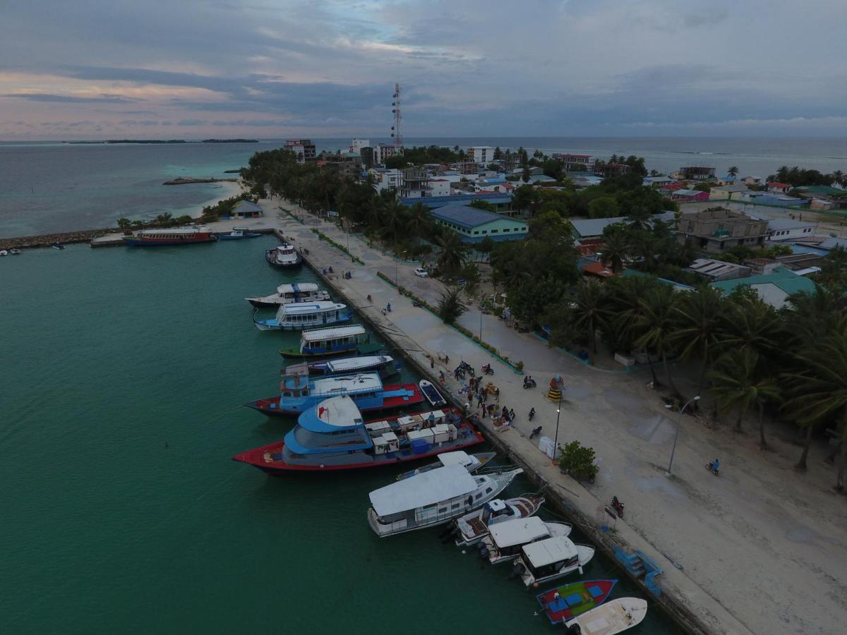 Holikan Beach Hotel Maafushi Exterior photo