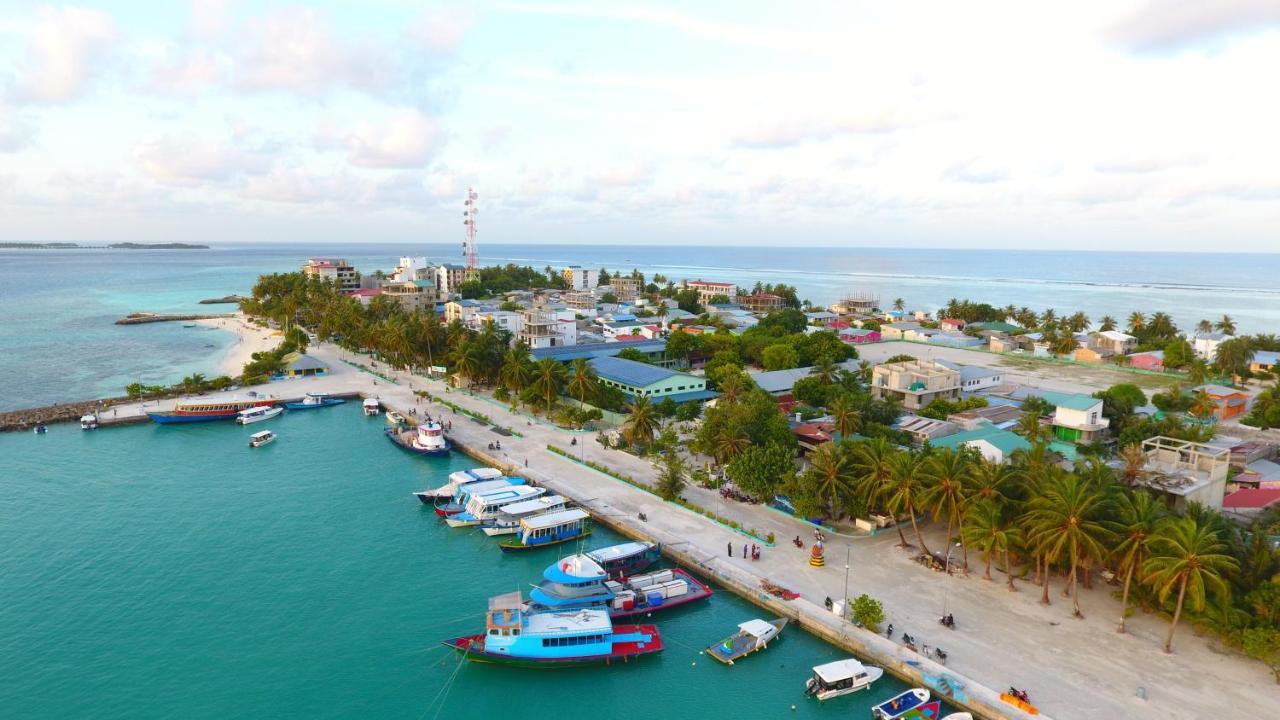 Holikan Beach Hotel Maafushi Exterior photo