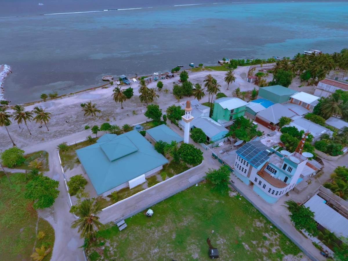 Holikan Beach Hotel Maafushi Exterior photo