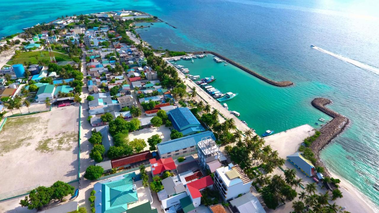 Holikan Beach Hotel Maafushi Exterior photo